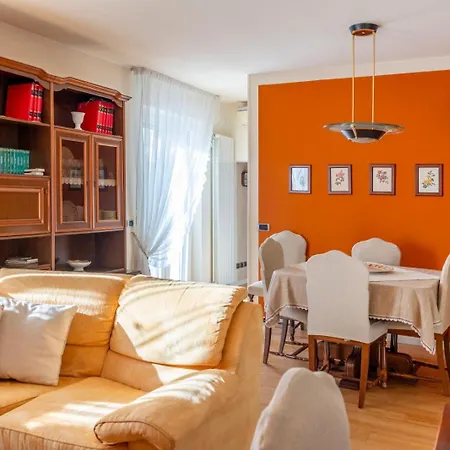 Apartament Casa Vincy, Ospitar Costa Volpino