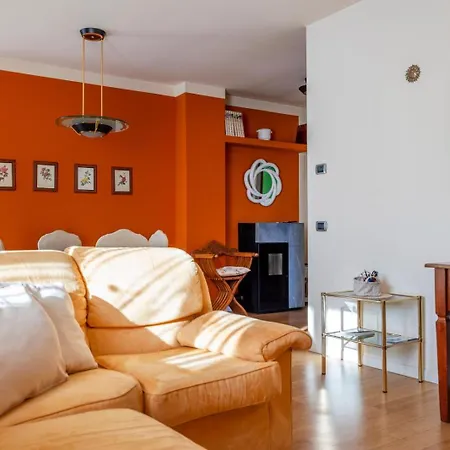 Apartament Casa Vincy, Ospitar